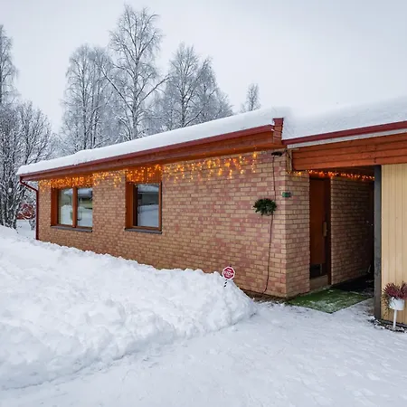 Aurora Ounas - Jacuzzi & Sauna, Next To Center Villa