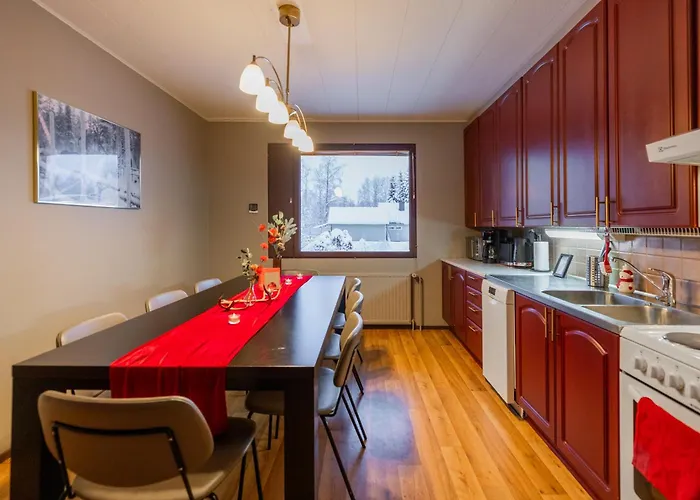 וילה Aurora Ounas - Jacuzzi & Sauna, Next To Center רובניימי